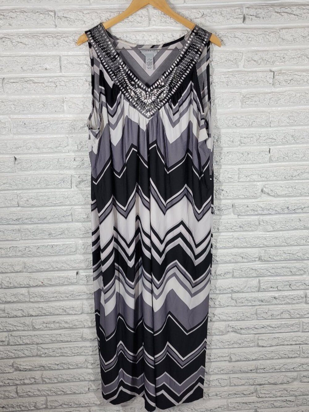Catherines Dress 2X Black Gray Geometric Tank Maxi V-Neck Studded Sequin GEO189E